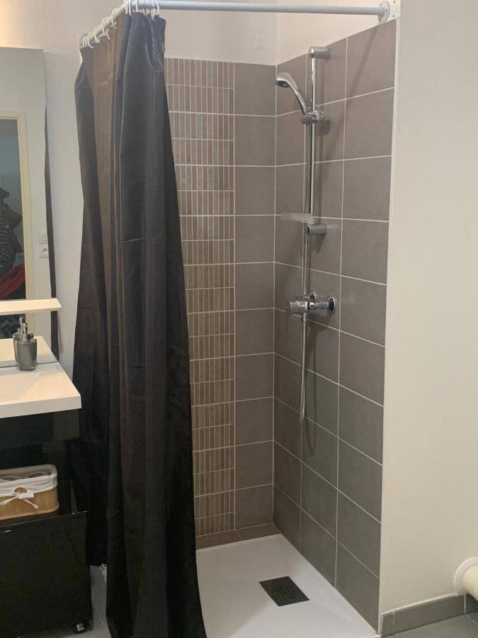 Appartement Lac Rose - Parking, Metro, Jusqu'A 4 Personnes Marseille Kültér fotó